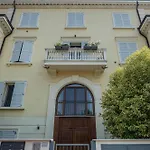 Il Castello - In Zona Residenziale * Modena