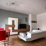 Il Castello - In Zona Residenziale Daire *