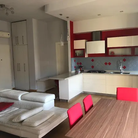 Il Castello - In Zona Residenziale 公寓