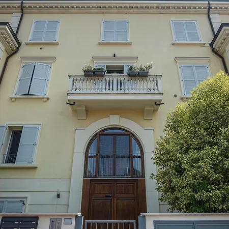 Il Castello - In Zona Residenziale * モデナ