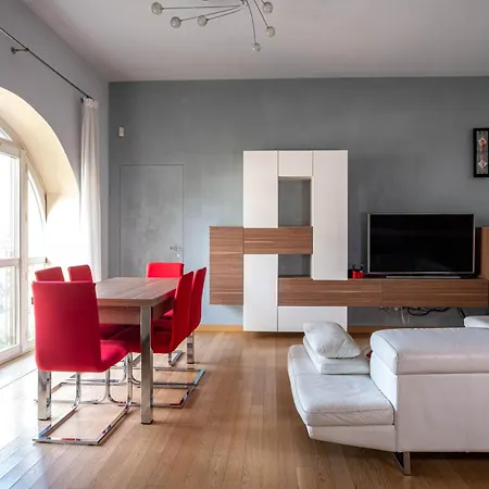 Il Castello - In Zona Residenziale Appartamento