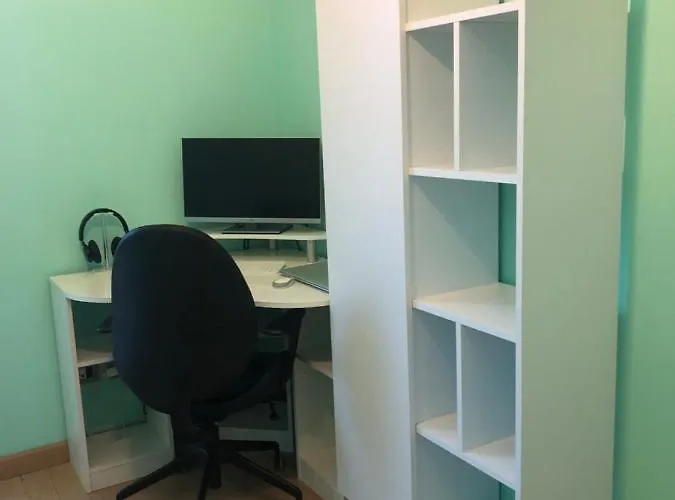 Il Castello - In Zona Residenziale 公寓