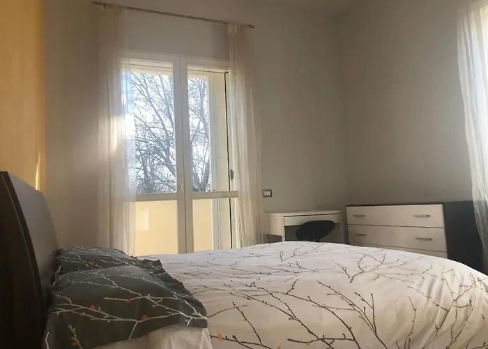 Il Castello - In Zona Residenziale * 摩德纳