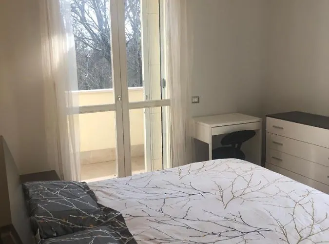 Il Castello - In Zona Residenziale * 摩德纳