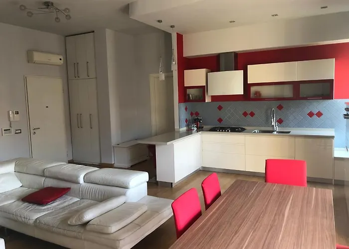 Il Castello - In Zona Residenziale 公寓